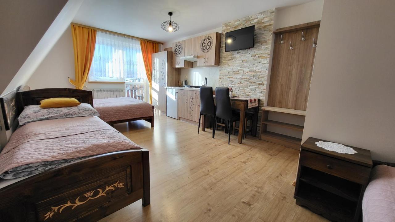 U Ewy Apartment Буковина Татжанска Екстериор снимка