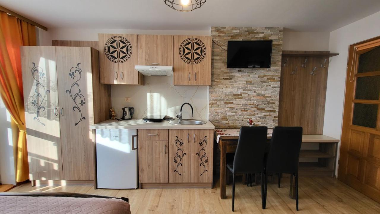 U Ewy Apartment Буковина Татжанска Екстериор снимка