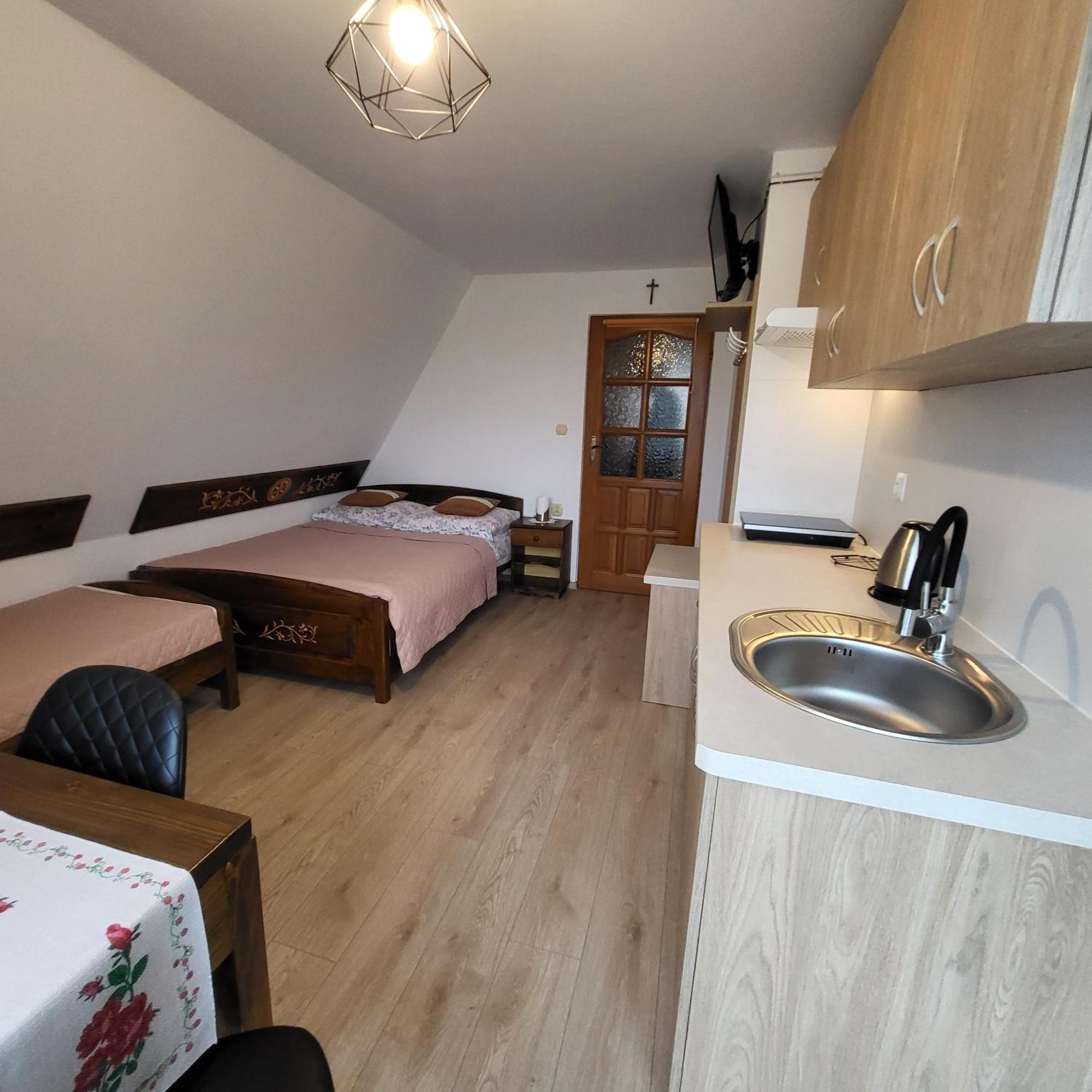 U Ewy Apartment Буковина Татжанска Екстериор снимка